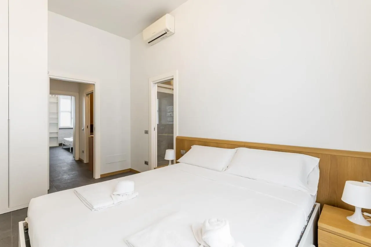 Apartament Easylife - Elegante Dimora Due Passi Dal Duomo Mediolan
